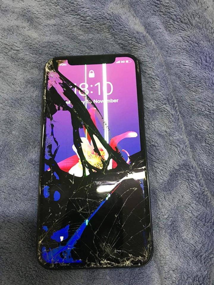 Màn iPhone X Vỡ