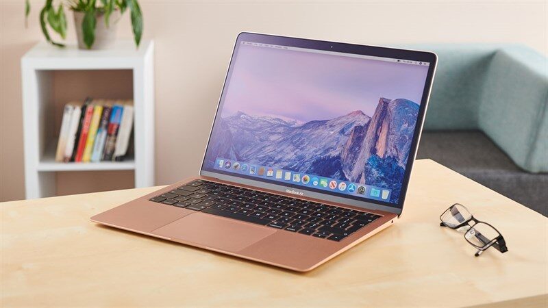 co-nen-mua-macbook-mdm-khong